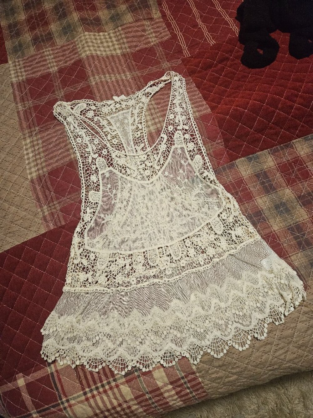 Vintage lace like new top